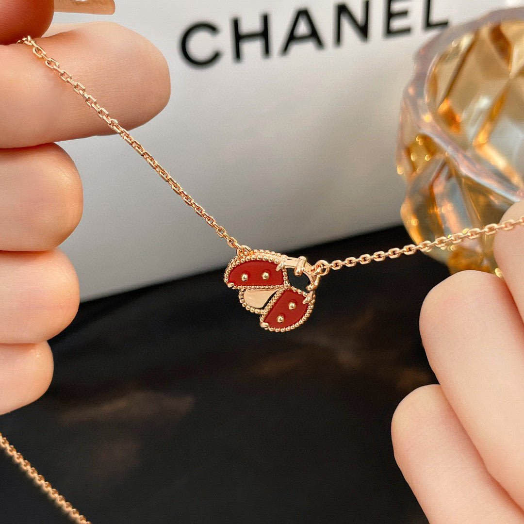 [Royal&Vicky]LUCKY  CARNELIANS LADYBUG NECKLACE