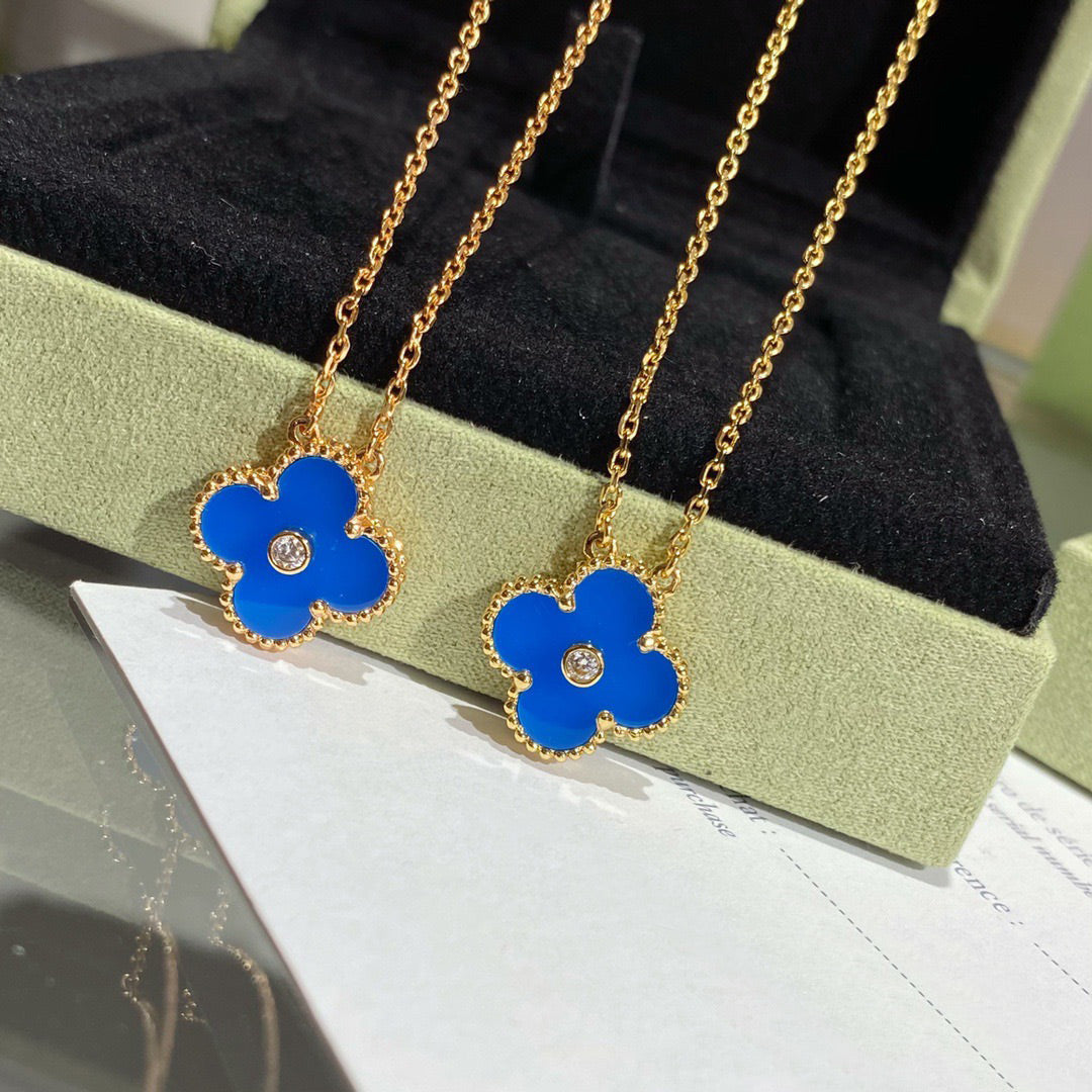 [Royal&Vicky]CLOVER 15MM DIAMOND AND BLUE AGATE NECKLACE