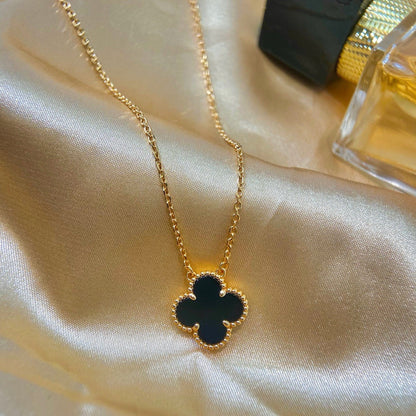 [Royal&Vicky]CLOVER 15MM BLACK ONYX SINGLE FLOWER NECKLACE