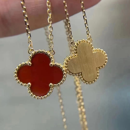 [Royal&Vicky]CLOVER 15MM CARNELIAN SINGLE FLOWER NECKLACE
