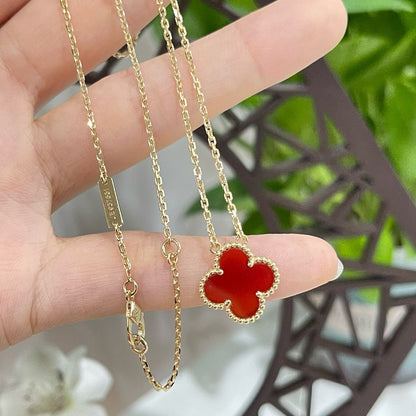 [Royal&Vicky]CLOVER 15MM CARNELIAN SINGLE FLOWER NECKLACE