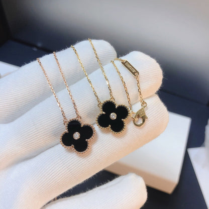 [Royal&Vicky]CLOVER 15MM DIAMOND ONYX NECKLACE