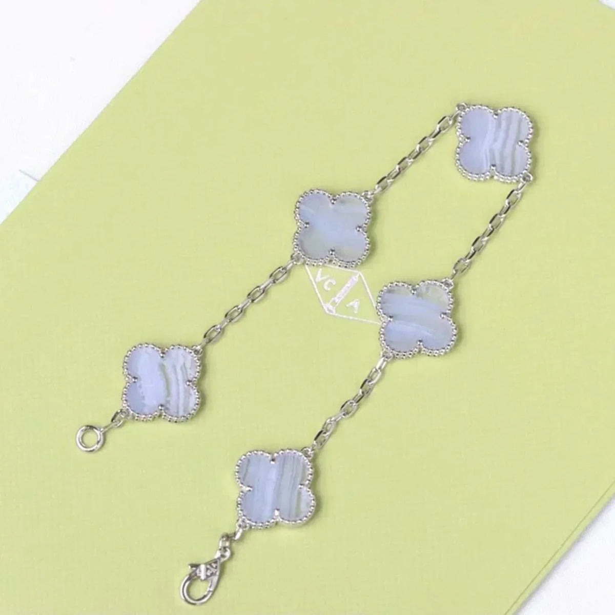 [Royal&Vicky]LUCKY CLOVER 5-MOTIF BRACELET - PURPLE CHALCEDONY COLLECTION