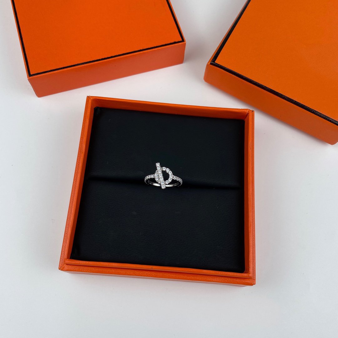 [Royal&Vicky]ECHAPPEE RING SILVER DIAMOND