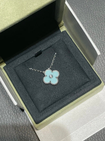 [Royal&Vicky]CLOVER 1 DIAMOND LIGHT BLUE SILVER NECKLACE