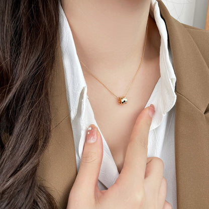 [Royal&Vicky]BEE MINI PEDANT DIAMOND NECKLACE