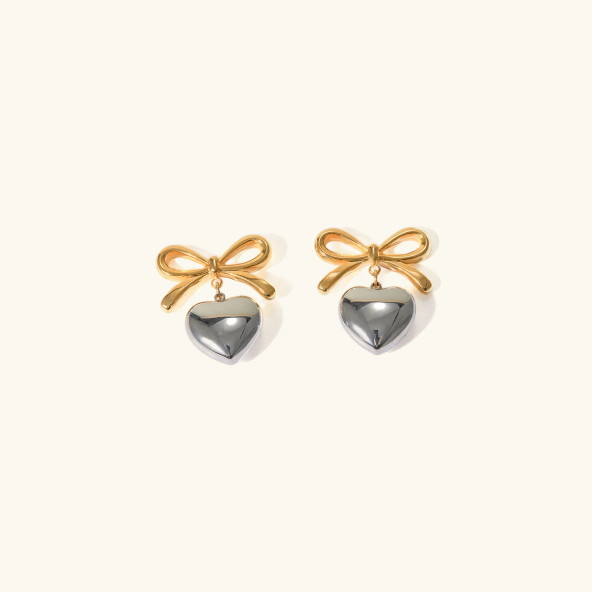 [Royal&Vicky]Rowanne Two Tone French Knot Heart Earrings