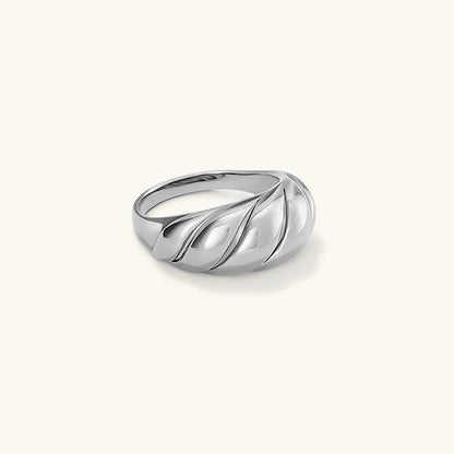 [Royal&Vicky]Lorelei Gold Croissant Ring