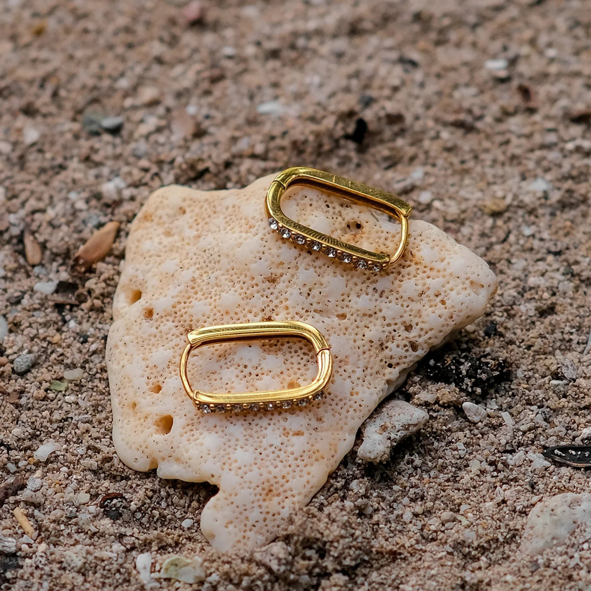 [Royal&Vicky]Maya Gold Hoop Earrings