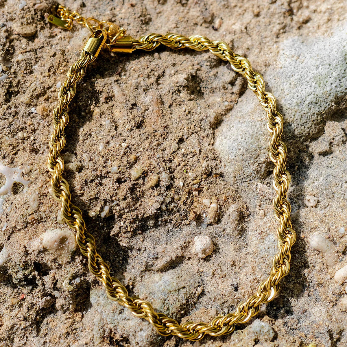 [Royal&Vicky]Mila Golden Twist Necklace
