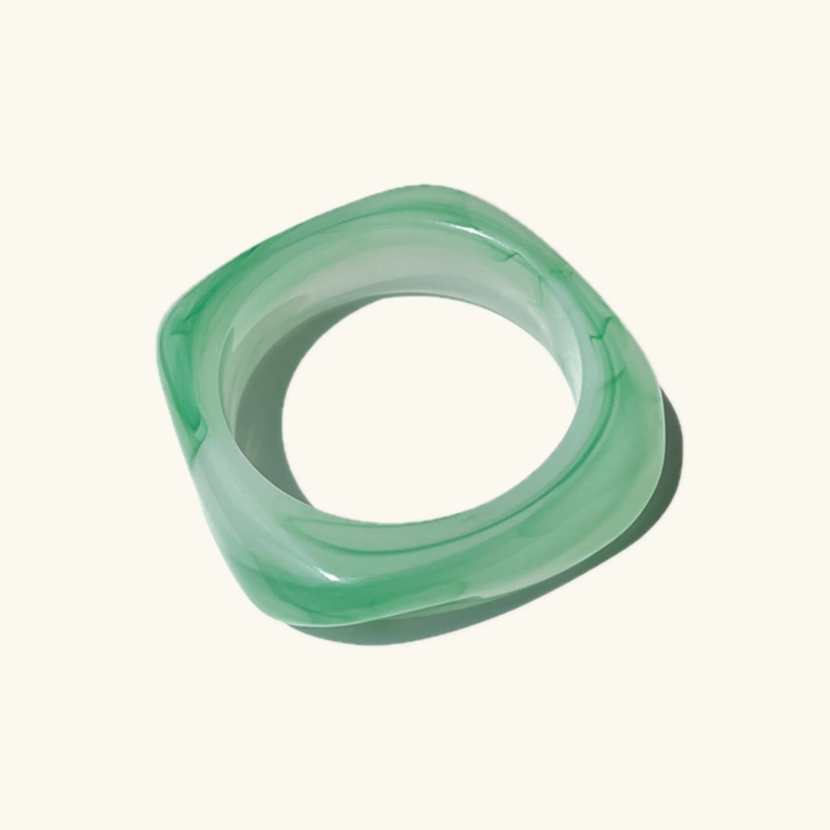 [Royal&Vicky]Avaria Acrylic Bangle