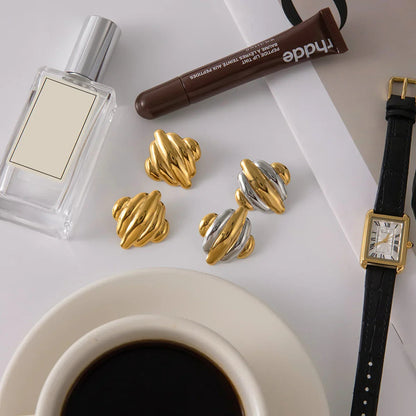 [Royal&Vicky]Maxine Rippled Gold Earrings