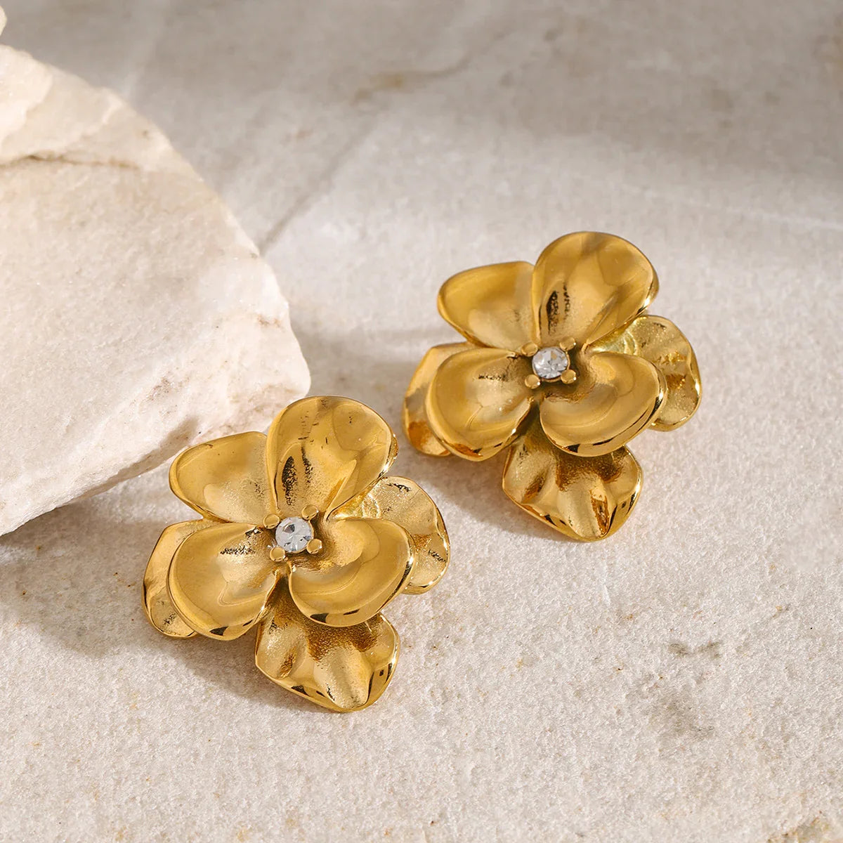 [Royal&Vicky]Ainsley Floral Gold Earrings