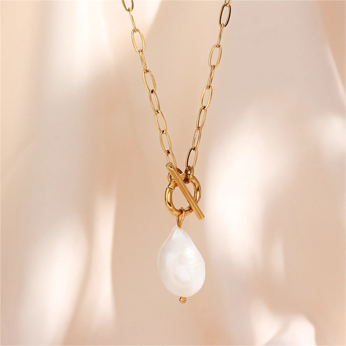 [Royal&Vicky]Aphrodite Freshwater Pearl Necklace