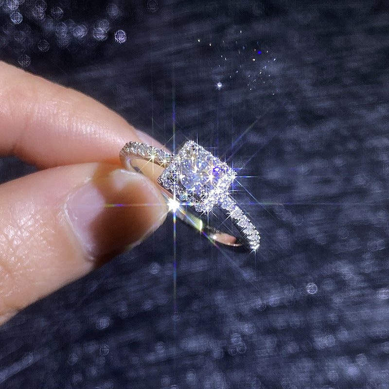 [Leaves]DAINTY SUGAR-CUBE MOISSANITE RING