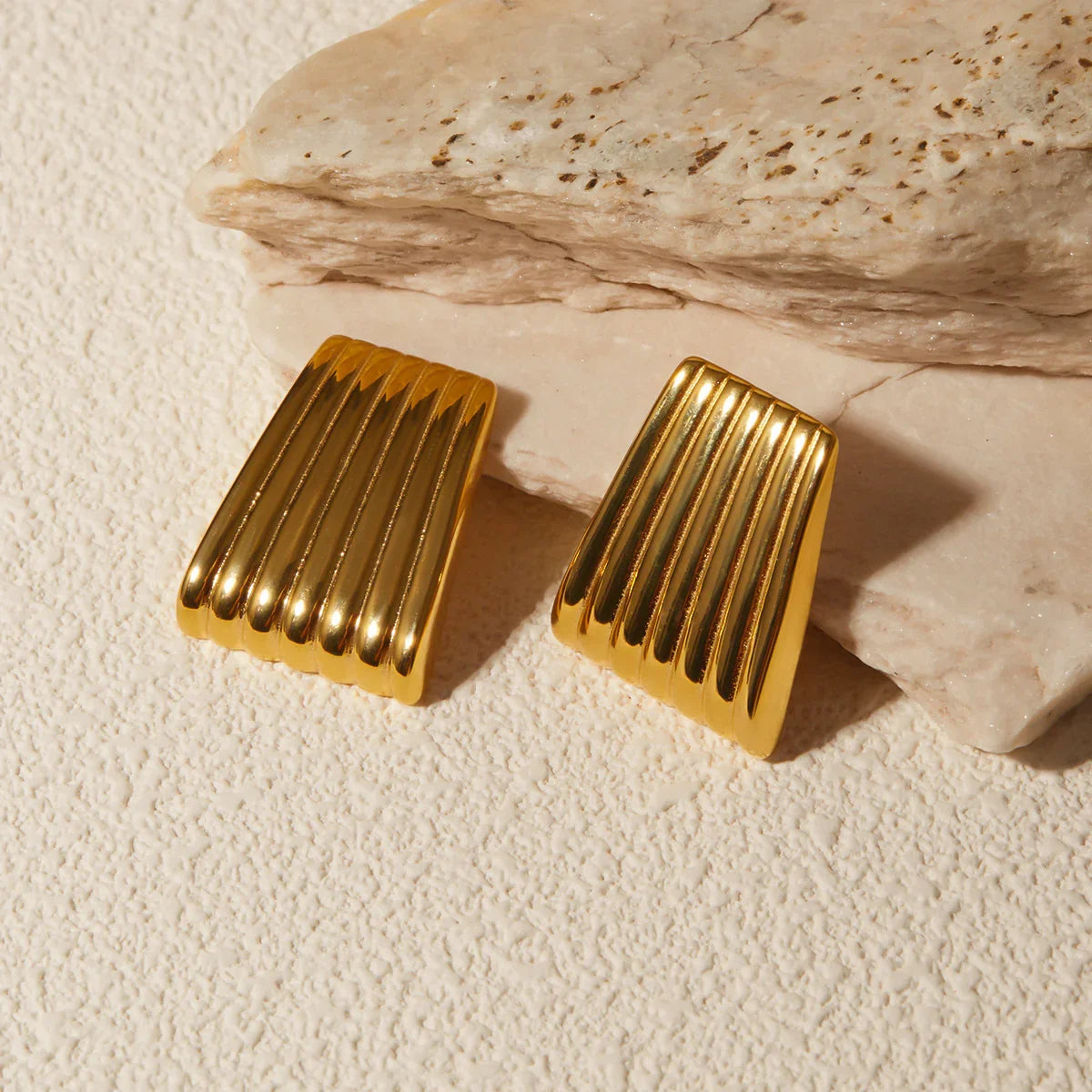 [Royal&Vicky]Antonia Gold Earrings