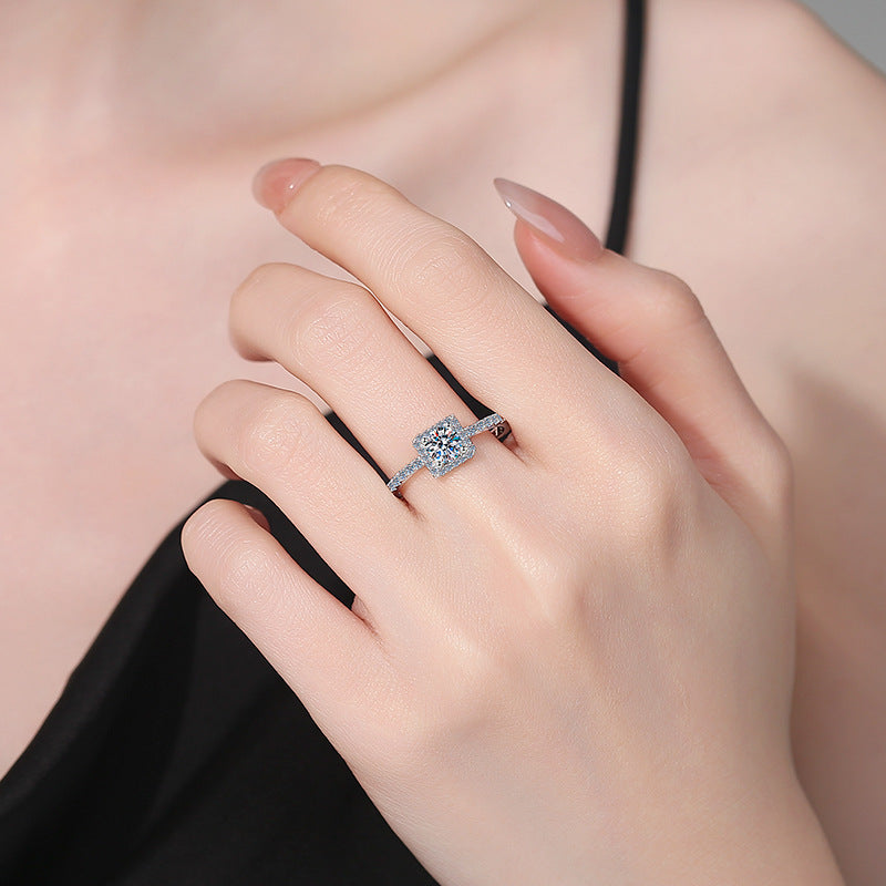 [Leaves]DAINTY SUGAR-CUBE MOISSANITE RING