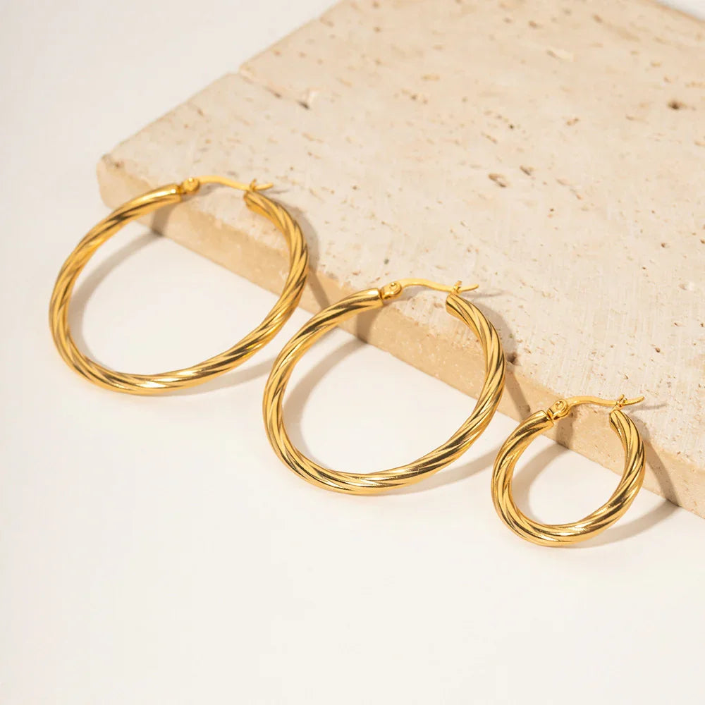 [Royal&Vicky]Zephy Hoop Earrings