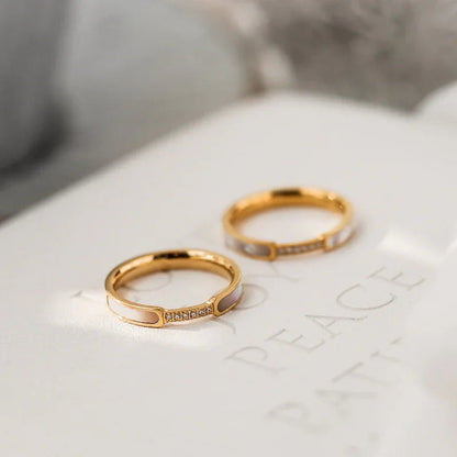 [Royal&Vicky]Gabrielle Diamond Simulant Gold Ring