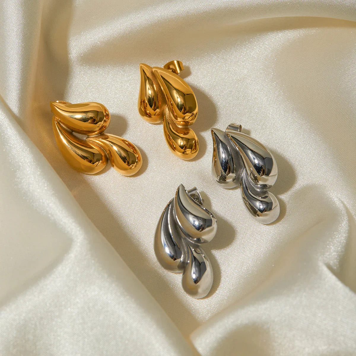 [Royal&Vicky]Lulu Gold Earrings
