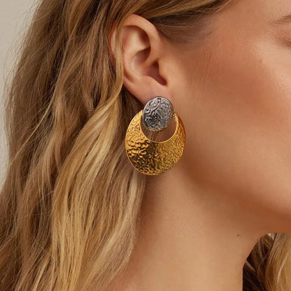 [Royal&Vicky]Shelly Two Tone Crescent Earrings