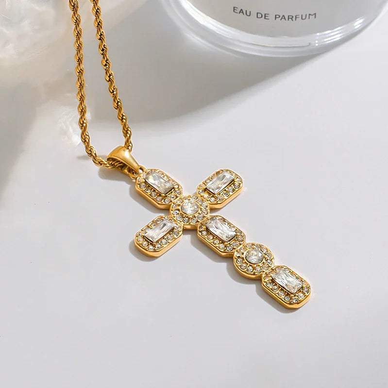[Royal&Vicky]Evangelina Diamond Cross Necklace