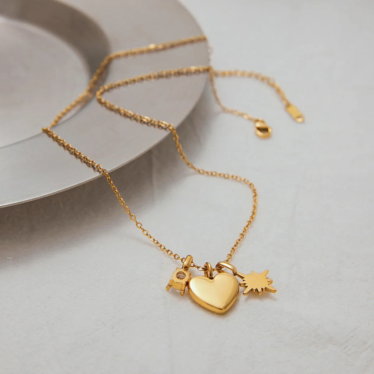 [Royal&Vicky]A Mother's Appreciation Gold Locket