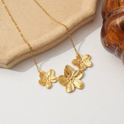 [Royal&Vicky]Millie Gold Flower Necklace