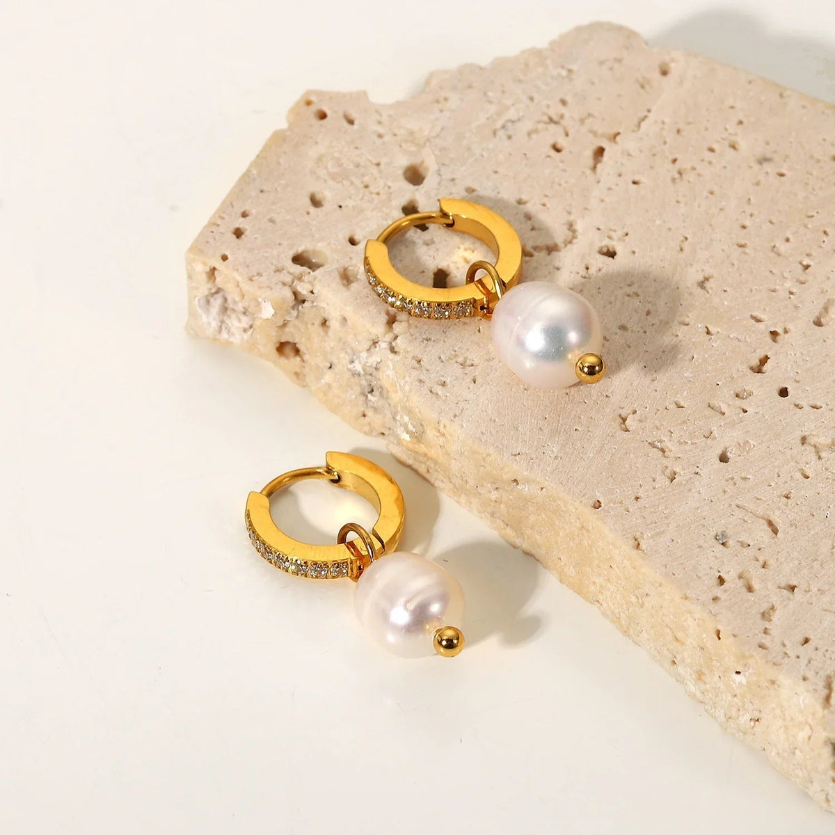 [Royal&Vicky]Sara Pearl Earrings