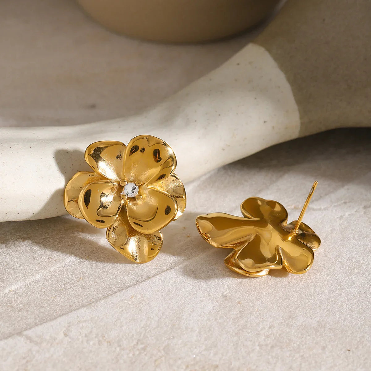 [Royal&Vicky]Ainsley Floral Gold Earrings