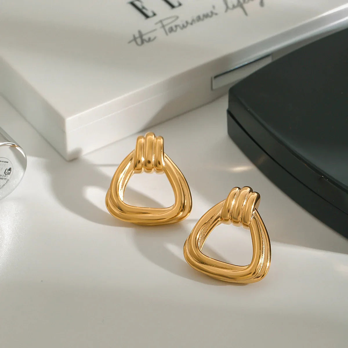 [Royal&Vicky]Doris Knot Charm Gold Earrings