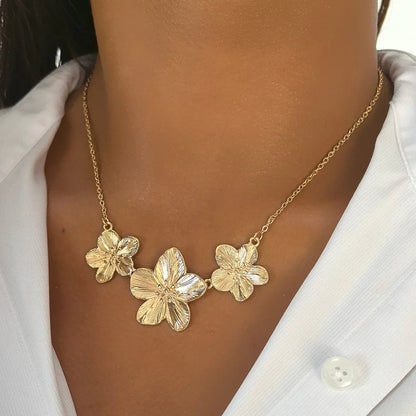 [Royal&Vicky]Millie Gold Flower Necklace