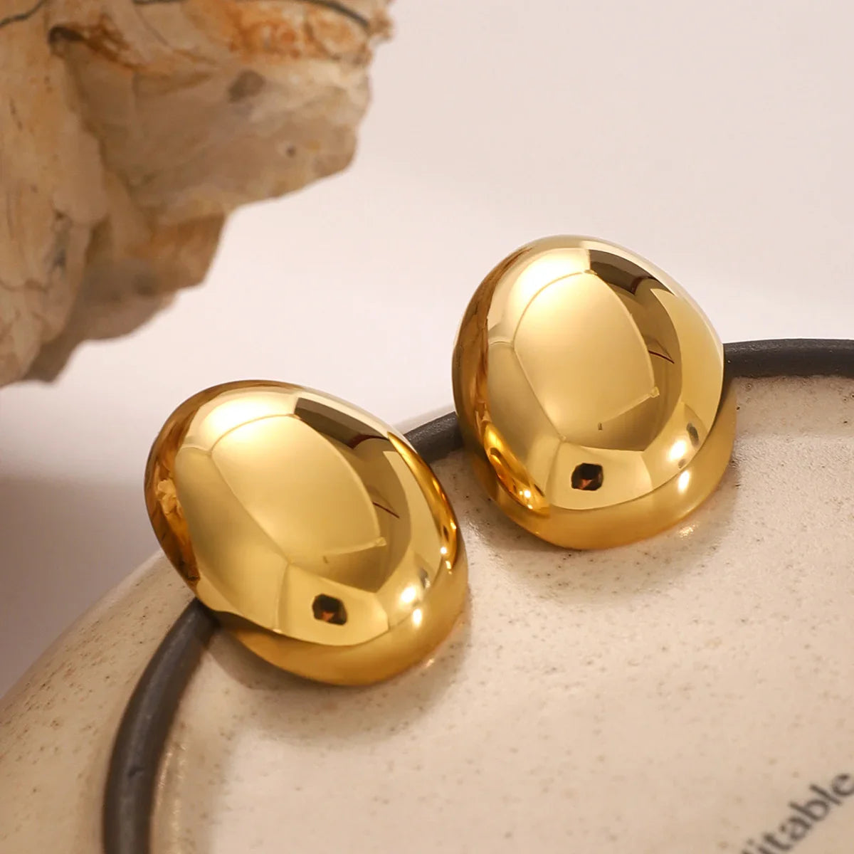 [Royal&Vicky]Callista Gold Bean Earrings