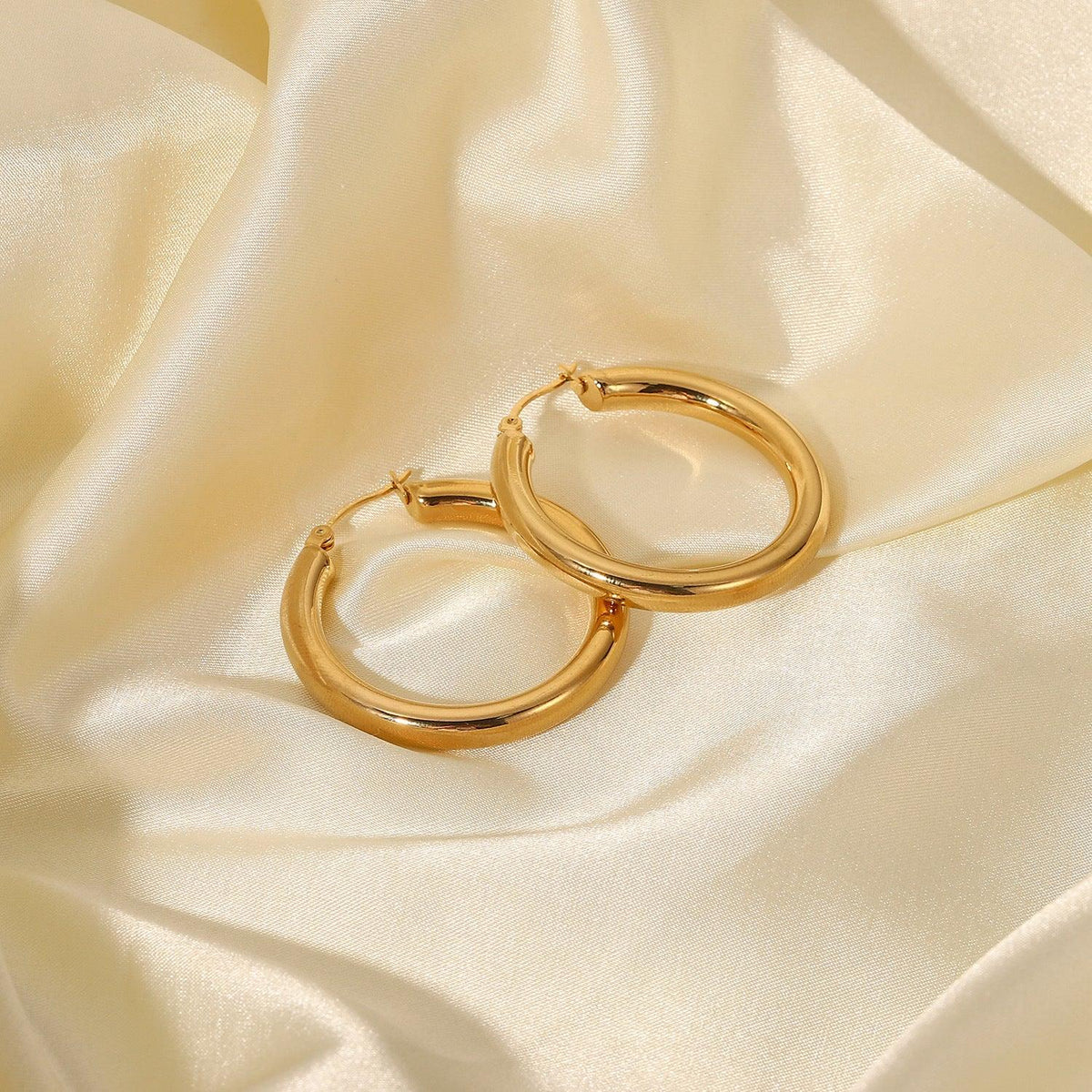 [Royal&Vicky]Wide Hoop Earrings