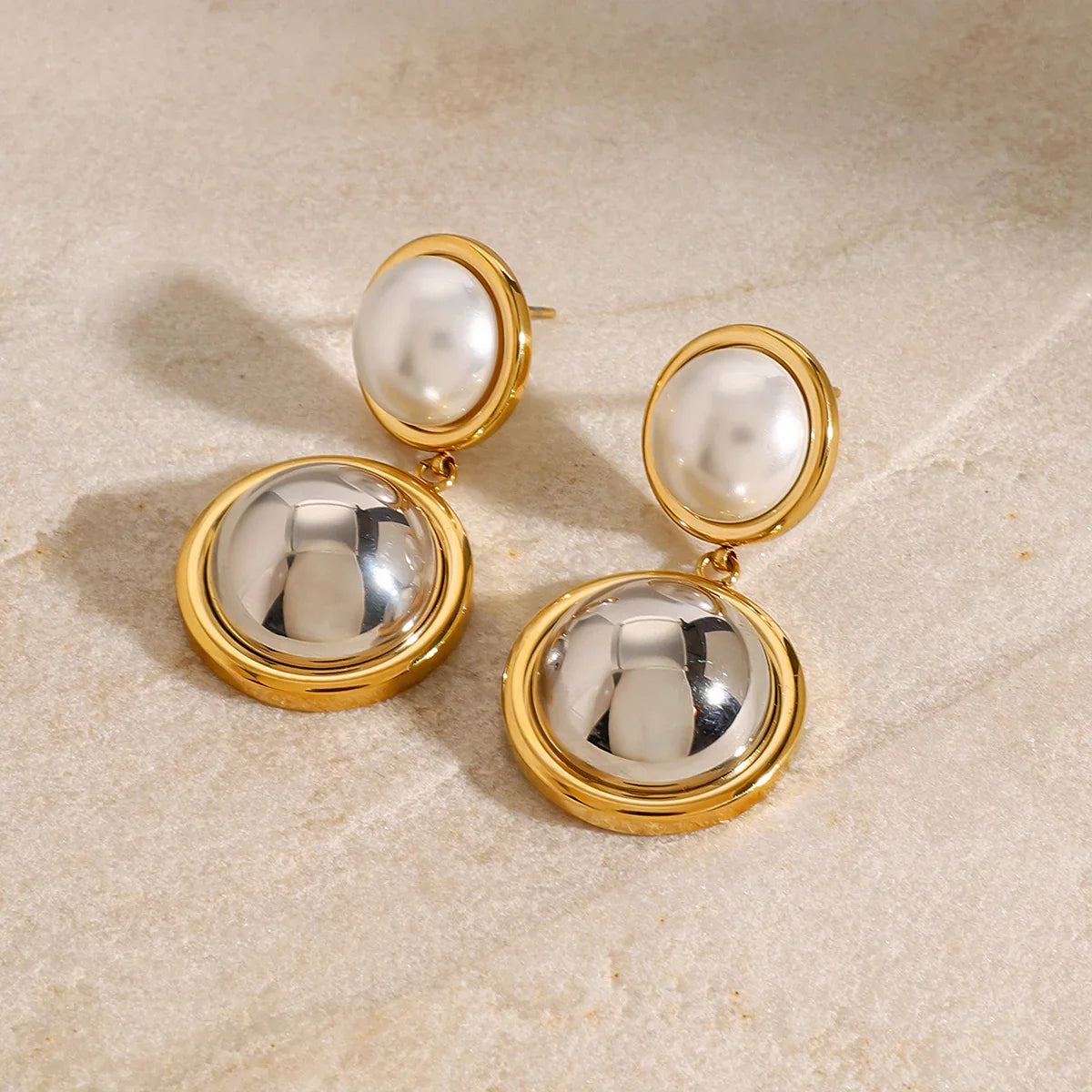 [Royal&Vicky]Avery Pearl Dome Earrings