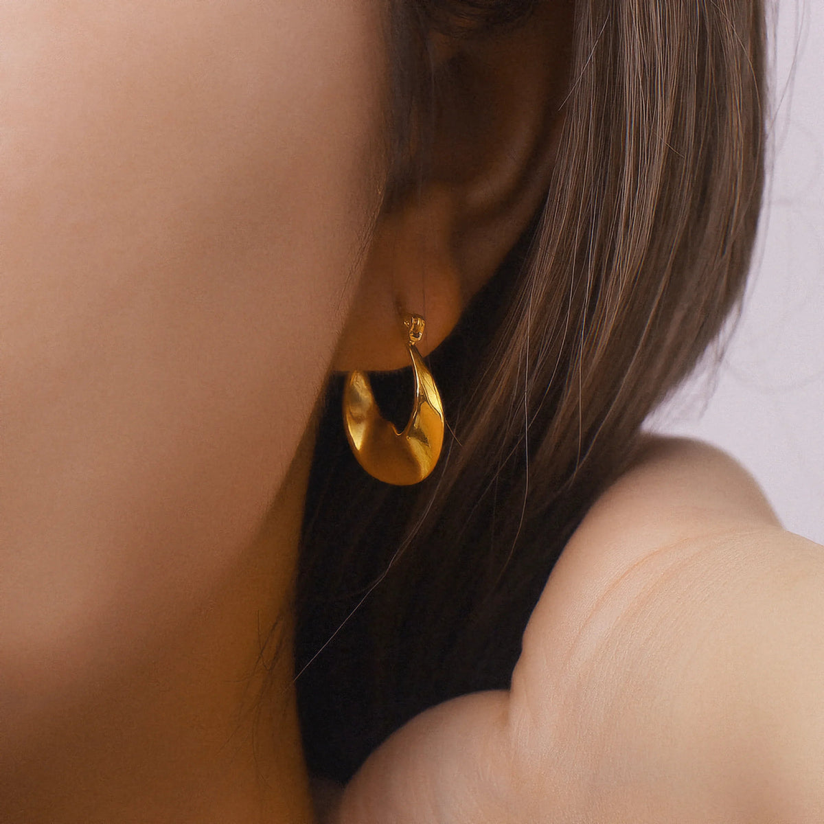 [Royal&Vicky]Esti Irregular Hoop Earrings