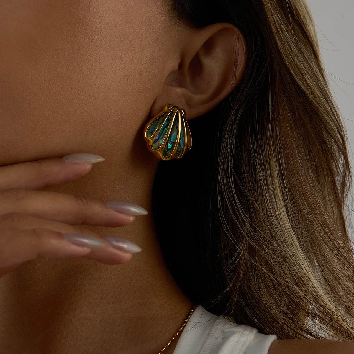 [Royal&Vicky]Nixie Gold Seashell Earrings
