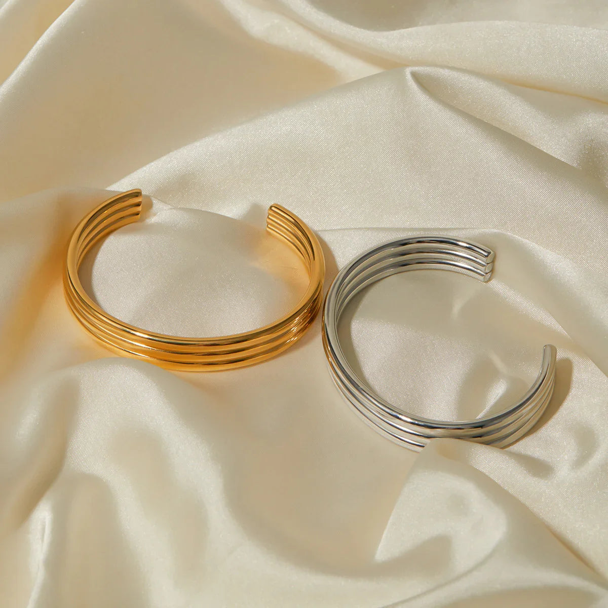 [Royal&Vicky]Odette Gold Bracelet