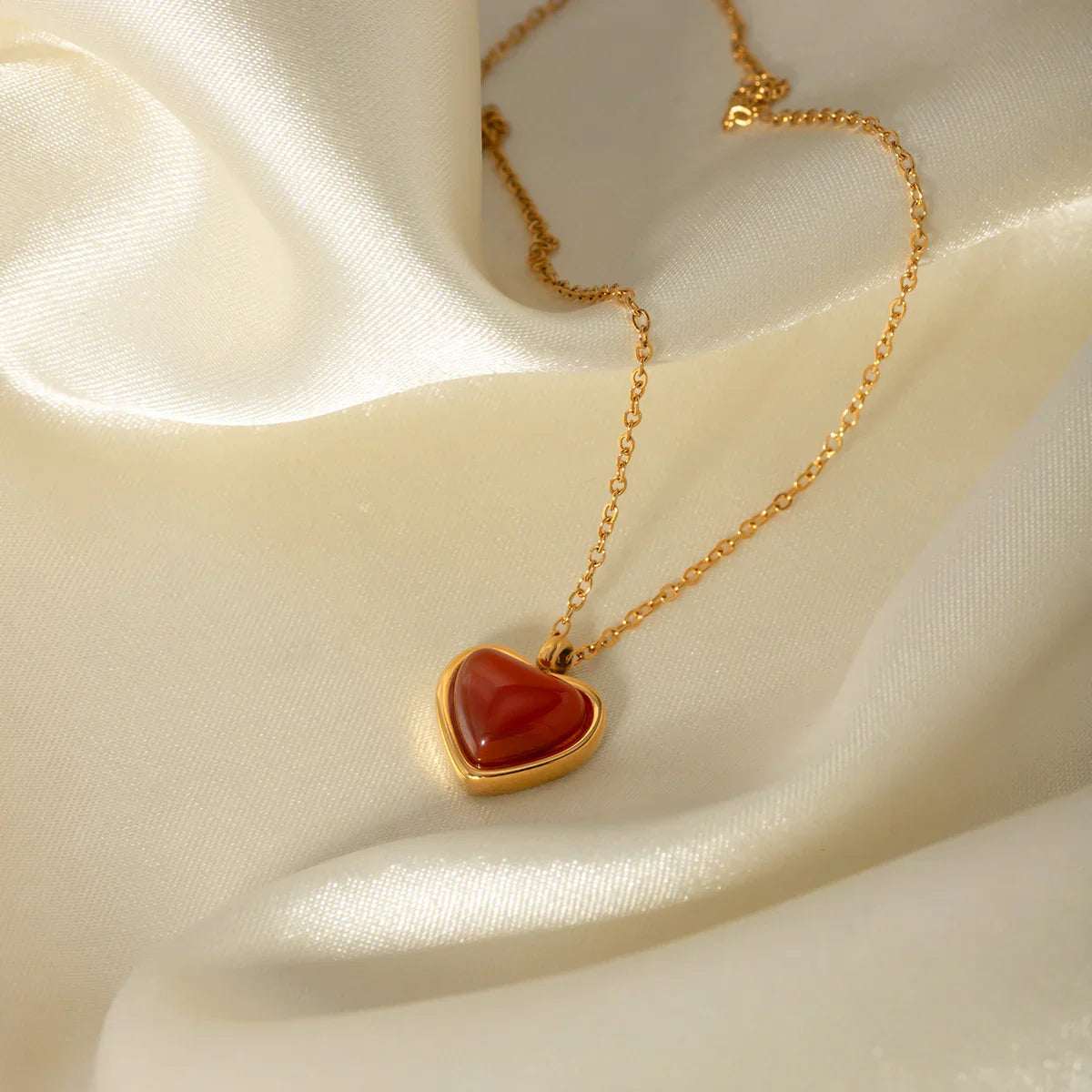 [Royal&Vicky]Cecily Gold Heart Necklace