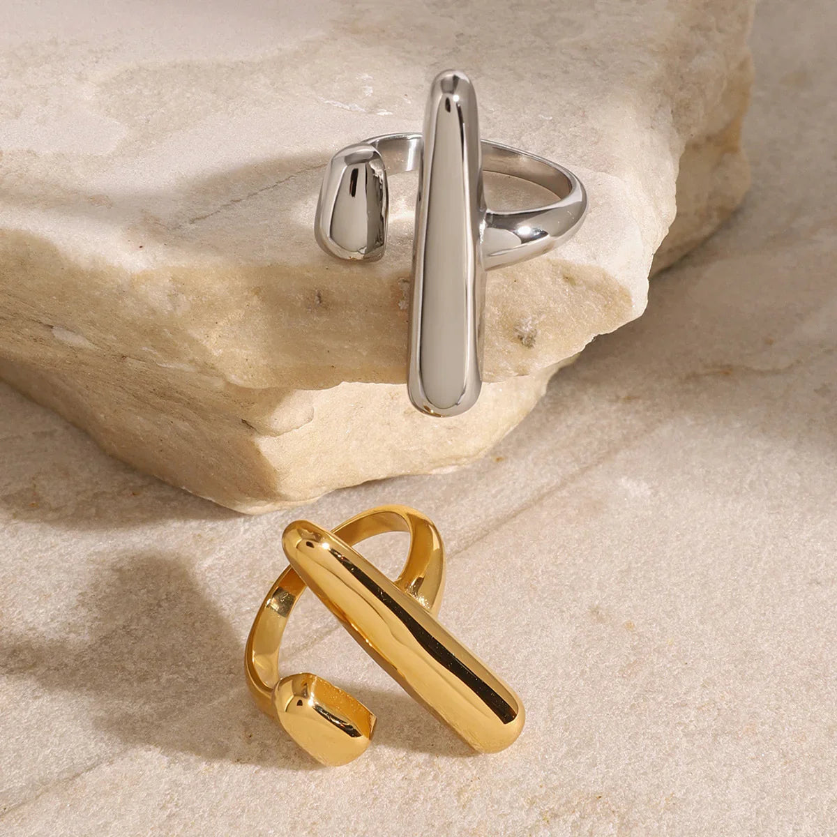 [Royal&Vicky]Seraphina Contemporary Gold Ring