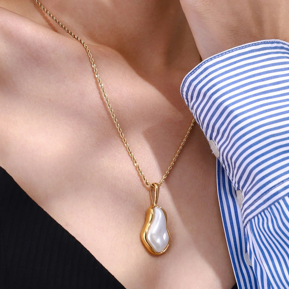 [Royal&Vicky]Marjorie Freshwater Pearl Necklace