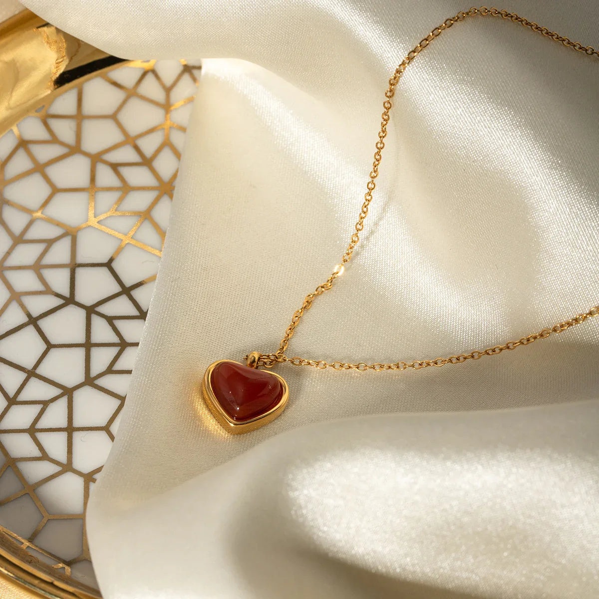 [Royal&Vicky]Cecily Gold Heart Necklace
