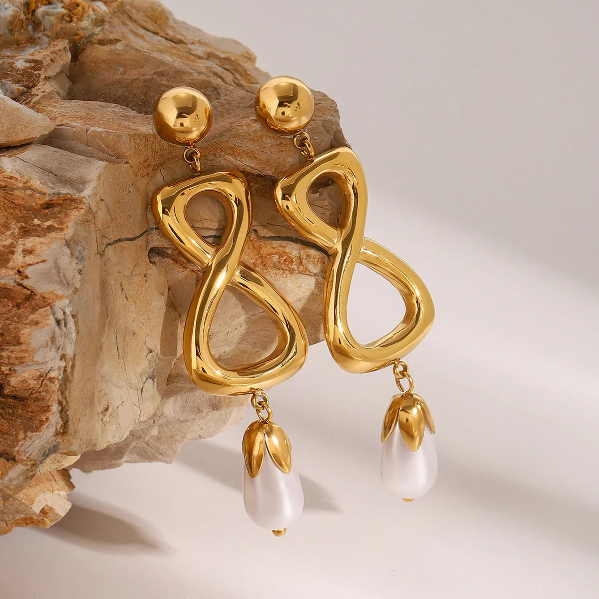 [Royal&Vicky]Kaylee Freshwater Pearl Earrings
