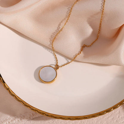 [Royal&Vicky]Evangeline Lunar Gold Necklace
