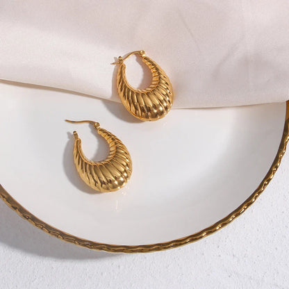 [Royal&Vicky]Camila Croissant Earrings