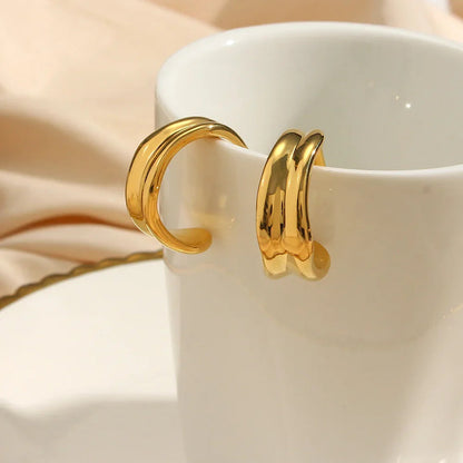 [Royal&Vicky]Emily Wave Earrings