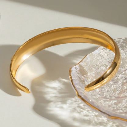 [Royal&Vicky]Marissa Gold Bangle