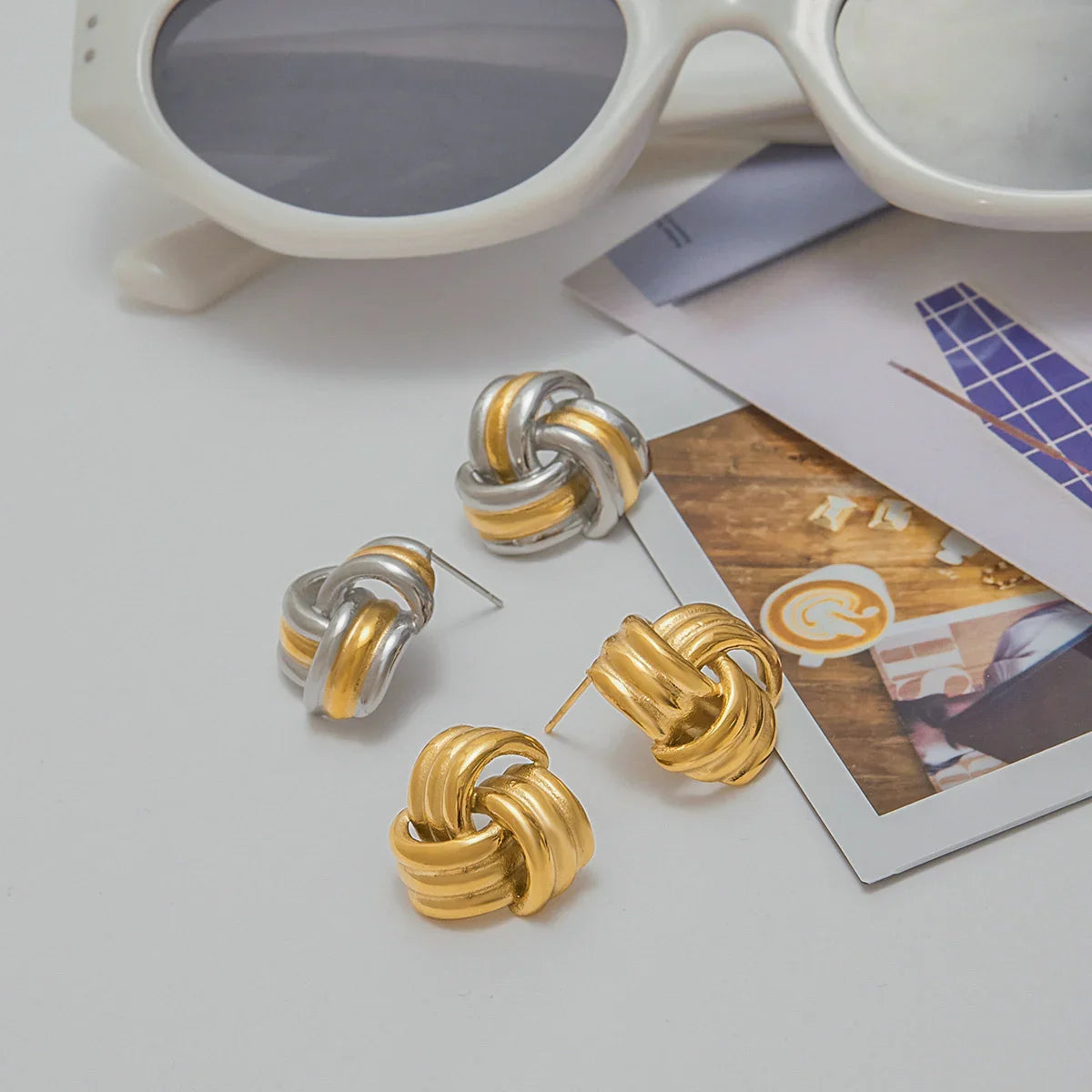 [Royal&Vicky]Avielle Chunky Gold Knot Earrings