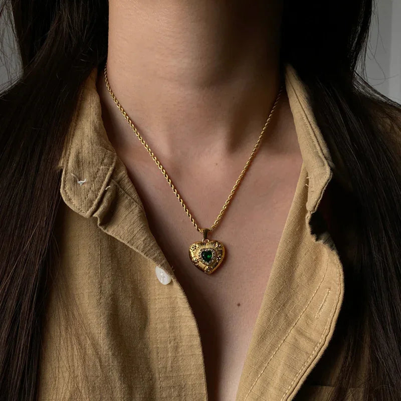 [Royal&Vicky]Caelus Gold Heart Necklace