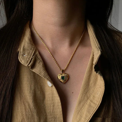 [Royal&Vicky]Caelus Gold Heart Necklace